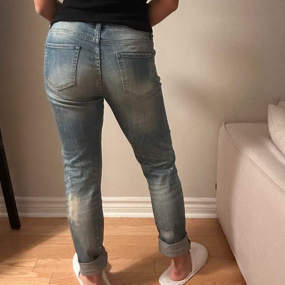 Slouchy low rise medium wash jean size 2 - Picture 4 of 4